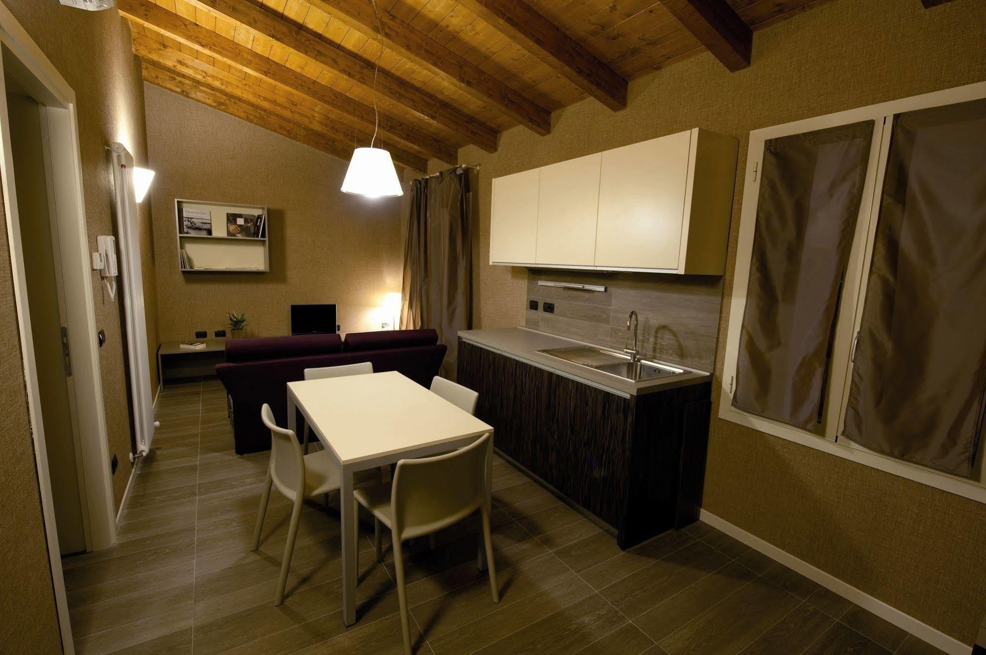 Hotel Locanda Stendhal Colorno Extérieur photo