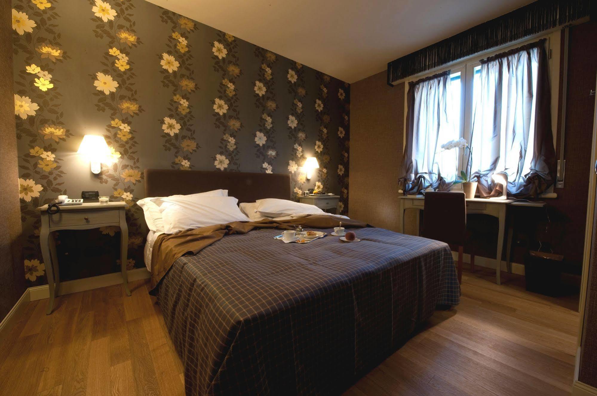 Hotel Locanda Stendhal Colorno Extérieur photo